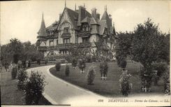 VINTAGE POSTCARD Deauville Closes slope