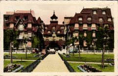 CPA Deauville La plage fleurie le normandy hotel