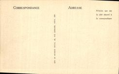 CPA Deauville La plage fleurie le chemin de planches et la plage