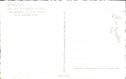 CPA Deauville trouville vue generale des deux plages et la nouvelle jetee