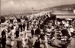 CPA Deauville plage fleurie bar du soleil