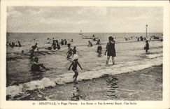 CPA Deauville la plage fleurie les bains