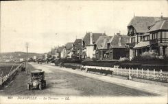 CPA Deauville La terrasse