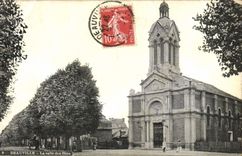 VINTAGE POSTCARD Deauville the village hall