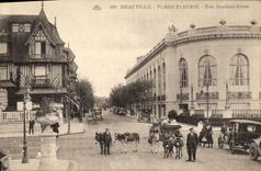 CPA Deauville plage fleurie rue gontaunt biron Anes