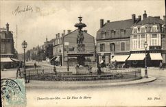 CPA Deauville Sur mer la place de morny