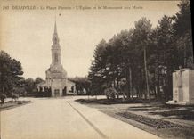 CPA Deauville La plage fleurie l'eglise et le monument aux morts