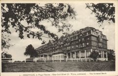 CPA Deauville La plage fleurie New golf hotel