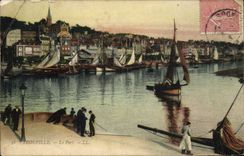 CPA Trouville Le Port Bateau