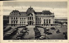 La POSTAL Trouville Reine de la VENDIMIA de las playas coloca el casino