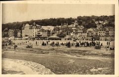 Reina de Trouville de la POSTAL de la VENDIMIA de las playas la playa vista de los embarcaderos