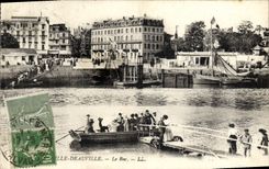 Cuba de Trouville de la POSTAL de la VENDIMIA de Deauville