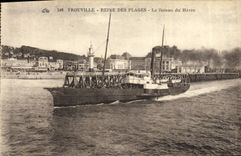 CPA Trouville Reine Des Plages Le Bateau du Havre
