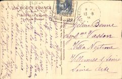 Reina de Trouville de la POSTAL de la VENDIMIA de las playas el casino municipal