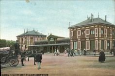 Estación de tren de Trouville Deauville de la POSTAL de la VENDIMIA
