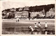CPA Trouville Reine Des Plages vers l'hotel des Roches Noires 