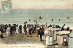 CPA Trouville La Plage a L'Heure du Bain