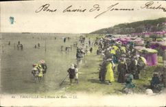 CPA Trouville L'Heure du Bain