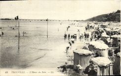CPA Trouville L'Heure du Bain