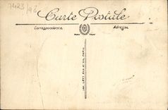 CPA Ouistreham Le monument aux morts Militaria