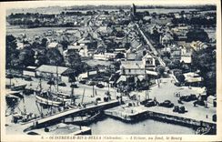 CPA Oustreham Riva Bella L'ecluse au fond le bourg