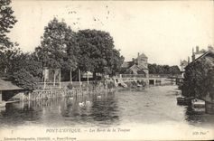 CPA Pont L'Eveque Les bords de la touques