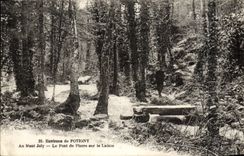 CPA Environs de Potigny Au Mont Joly Le pont de pierre sur le Lairon 