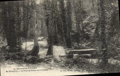 CPA Environs de Potigny Au Mont Joly Le pont de pierre sur le Lairon 