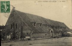 CPA Saint Pierre Sur Dives La halle aux grains