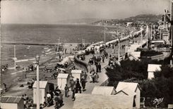 CPM Villers Sur Mer La Plage vers Deauville 