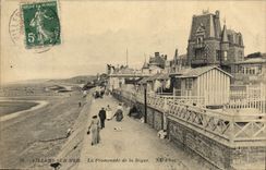 CPA Villers Sur Mer La Promenade de la Digue