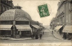 POSTAL Villers de la VENDIMIA en el mar el bazar grande y la calle Tarbouriech Nadal
