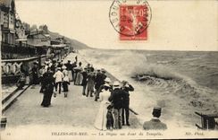 CPA Villers sur Mer La Digue un jour de tempete