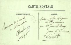 VINTAGE POSTCARD Villerville the Descent of the Beach has High tide