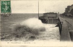 VINTAGE POSTCARD Villerville Effect Sea