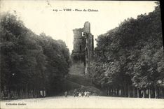 CPA Vire Place du Chateau