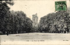 CPA Vire La Place du Chateau