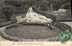 VINTAGE POSTCARD Vire Garden of the Town hall Rules of Matignon