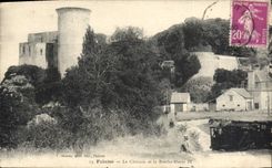 CPA Falaise Le Chateau et la Breche Henri IV Train 