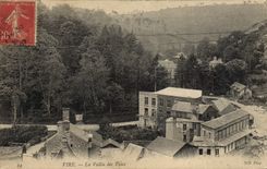 VINTAGE POSTCARD Vire the Valley of Be worth