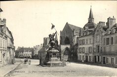 CPA Falaise La Place Guillaurne le Conquerant