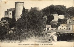 CPA Falaise Le Chateau et la Breche Henri IV Train