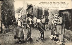 CPA Gars de Falaise et Ieurs Lanternes Folklore Costume