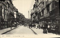 Calle principal de Dieppe de la POSTAL de la VENDIMIA