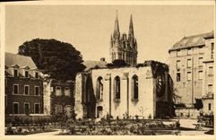 CPA Angers Les Ruines Toussaint et la Cathedrale St Maurice 