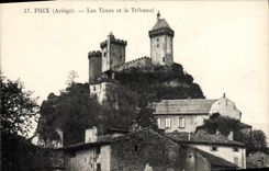 VINTAGE POSTCARD Foix Tours and the Court