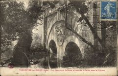 VINTAGE POSTCARD Vendeuvre on Barse the sources of Barse flow from the Seine under the castle