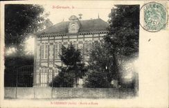 VINTAGE POSTCARD German St Town hall and School