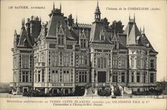 VINTAGE POSTCARD Castle of Cordeliere