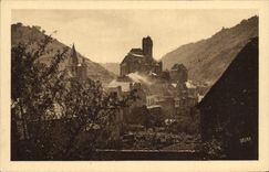 VINTAGE POSTCARD Estaing the castle in the fog